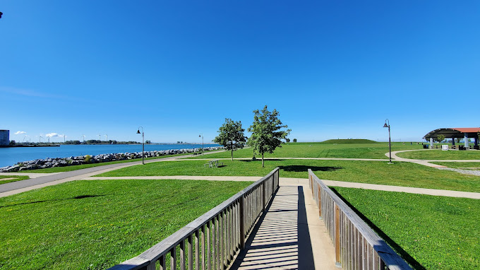 Buffalo Harbor State Park